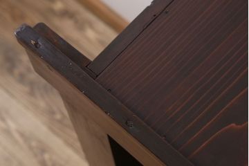 アンティーク家具　古民具・骨董　脚付き!モダンな四尺水屋箪笥サイドボード