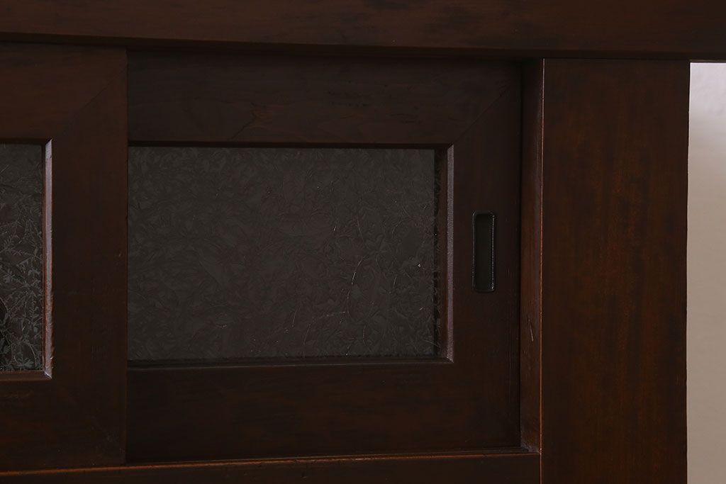 アンティーク家具　古民具・骨董　脚付き!モダンな四尺水屋箪笥サイドボード