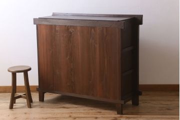 アンティーク家具　古民具・骨董　脚付き!モダンな四尺水屋箪笥サイドボード