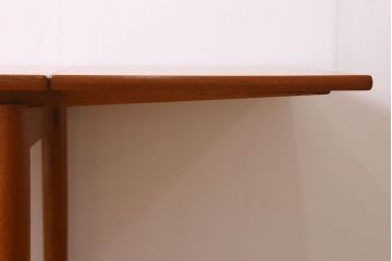 北欧家具　ビンテージ　シンプルなダイニングテーブル(エクステンションテーブル)
