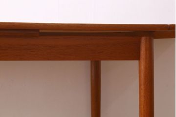 北欧家具　ビンテージ　シンプルなダイニングテーブル(エクステンションテーブル)