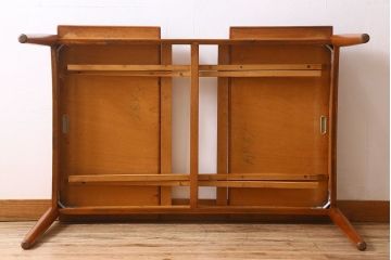北欧家具　ビンテージ　シンプルなダイニングテーブル(エクステンションテーブル)