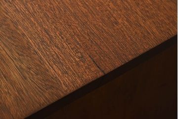 レトロ家具　ラワン材製　シンプル　昭和レトロな古い木の片袖机(2)