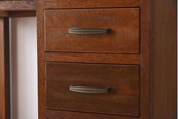 レトロ家具　ラワン材製　シンプル　昭和レトロな古い木の片袖机(2)