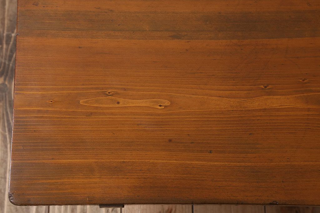 アンティーク家具　古い檜製のシンプルなローテーブル(センターテーブル)