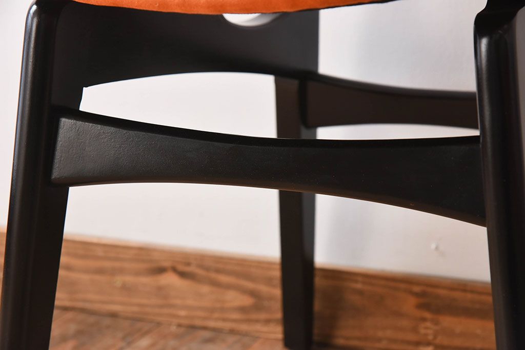 ヴィンテージ家具　G-PLAN　北欧ビンテージ　BB(Black&Brass)シリーズ　バタフライチェア(ダイニングチェア)(1)