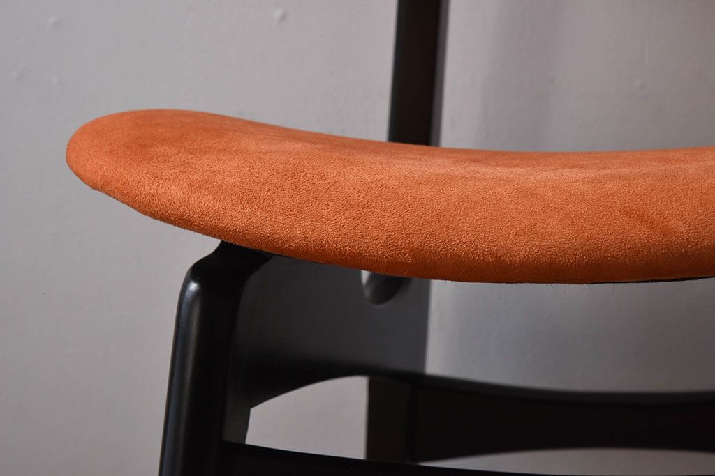 ヴィンテージ家具　G-PLAN　北欧ビンテージ　BB(Black&Brass)シリーズ　バタフライチェア(ダイニングチェア)(3)