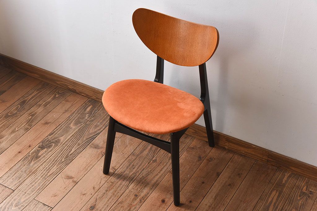 ヴィンテージ家具　G-PLAN　北欧ビンテージ　BB(Black&Brass)シリーズ　バタフライチェア(ダイニングチェア)