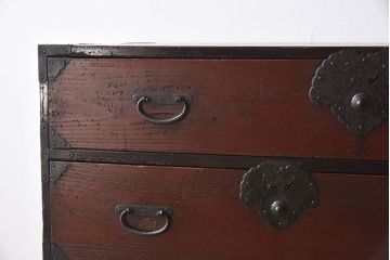 アンティーク家具　明治期の衣装箪笥　和製アンティーク　一本物　杉材製