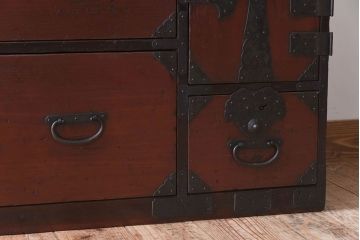 アンティーク家具　明治期の衣装箪笥　和製アンティーク　一本物　杉材製