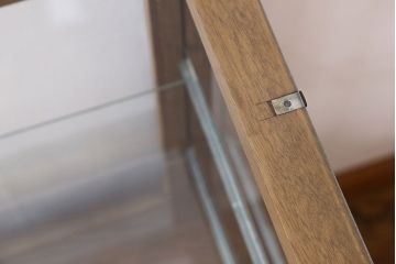 アンティーク家具　脚付き!シンプルなアンティークガラスケース(ショーケース)