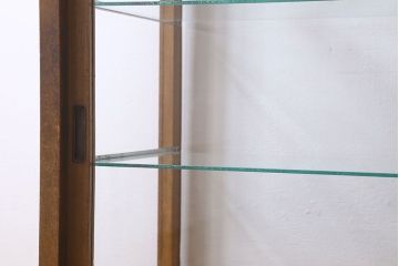 アンティーク家具　脚付き!シンプルなアンティークガラスケース(ショーケース)