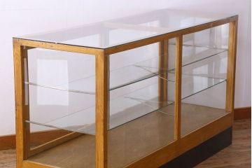 レトロ家具　昭和レトロ　古いナラ材製のシンプルなガラスケース(ショーケース)