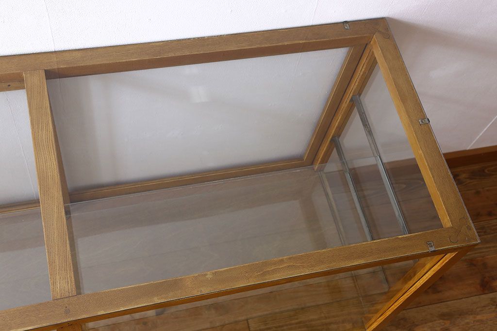 レトロ家具　昭和レトロ　古いナラ材製のシンプルなガラスケース(ショーケース)
