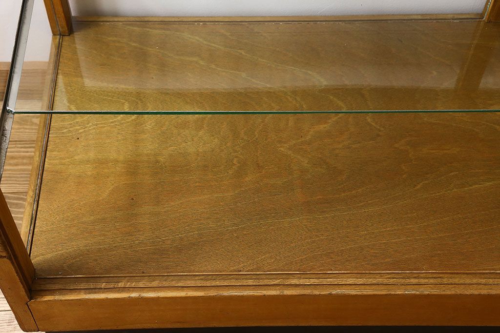 レトロ家具　昭和レトロ　古いナラ材製のシンプルなガラスケース(ショーケース)