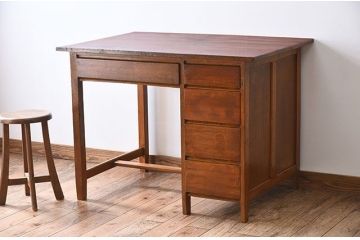 レトロ家具　シンプル　昭和レトロな古い木の片袖机　ブナ材製