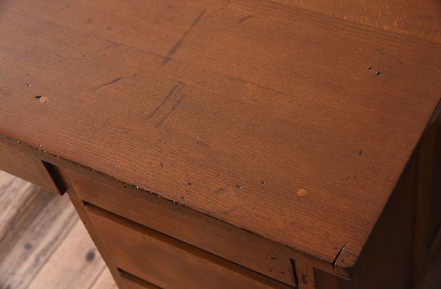 レトロ家具　シンプル　昭和レトロな古い木の片袖机　ブナ材製