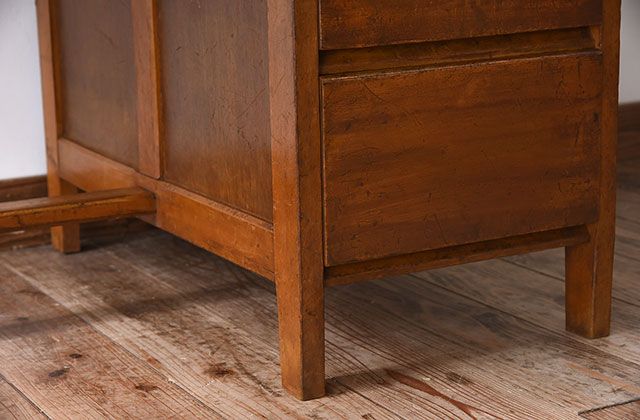 レトロ家具　シンプル　昭和レトロな古い木の片袖机　ブナ材製