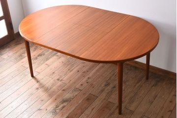 ヴィンテージ家具　北欧ビンテージ　TROEDS社製　エクステンションテーブル