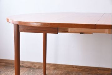 ヴィンテージ家具　北欧ビンテージ　TROEDS社製　エクステンションテーブル