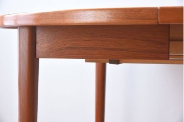ヴィンテージ家具　北欧ビンテージ　TROEDS社製　エクステンションテーブル