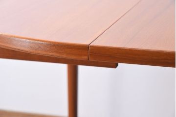 ヴィンテージ家具　北欧ビンテージ　TROEDS社製　エクステンションテーブル