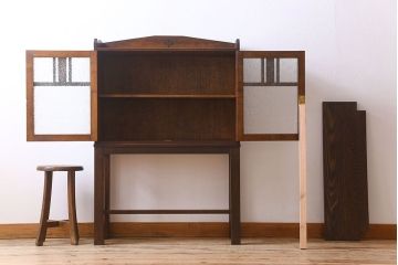 アンティーク家具　大正ロマン　脚付き!ダイヤガラス扉のアンティークブックケース(本箱)