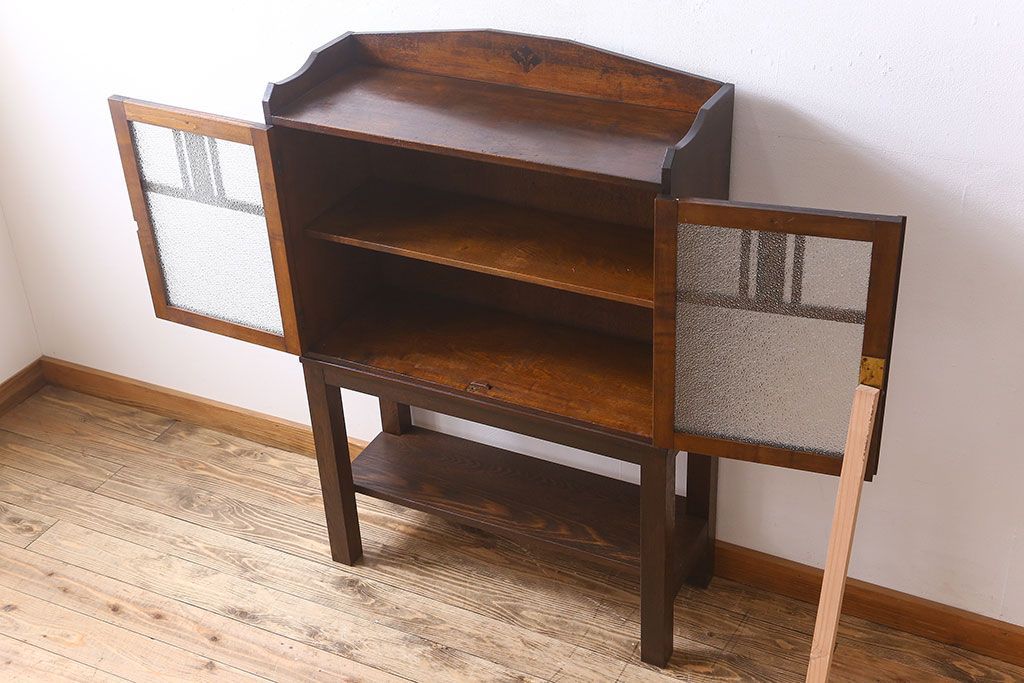 アンティーク家具　大正ロマン　脚付き!ダイヤガラス扉のアンティークブックケース(本箱)