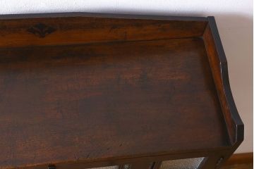 アンティーク家具　大正ロマン　脚付き!ダイヤガラス扉のアンティークブックケース(本箱)