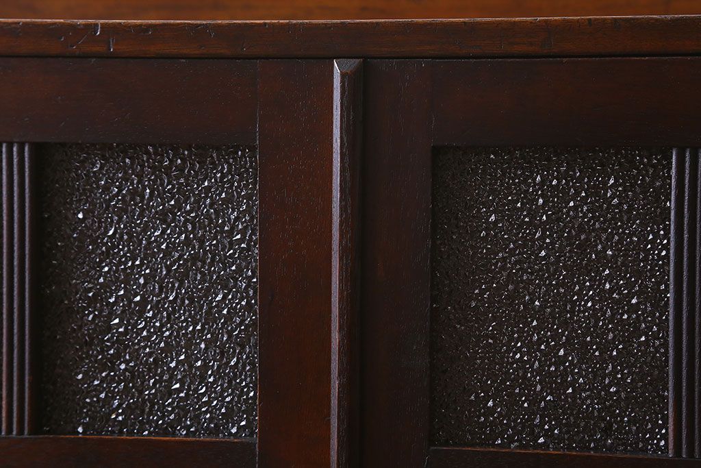 アンティーク家具　大正ロマン　脚付き!ダイヤガラス扉のアンティークブックケース(本箱)