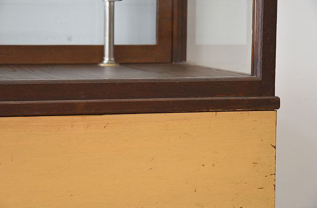 レトロ家具　昭和レトロなアンティークガラスケース(ショーケース)