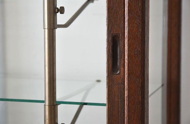 レトロ家具　昭和レトロなアンティークガラスケース(ショーケース)