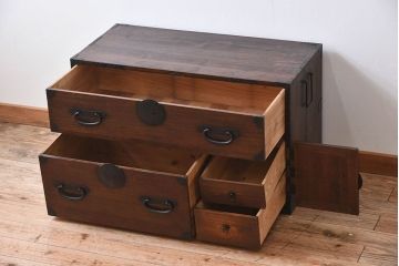 アンティーク家具　丸金具付き!アンティークの時代箪笥ローボード　前桐材製(2)