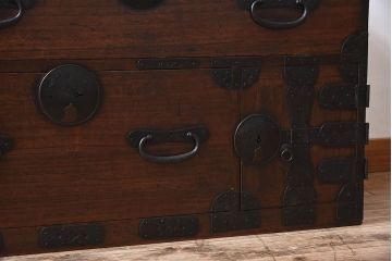 アンティーク家具　丸金具付き!アンティークの時代箪笥ローボード　前桐材製(2)