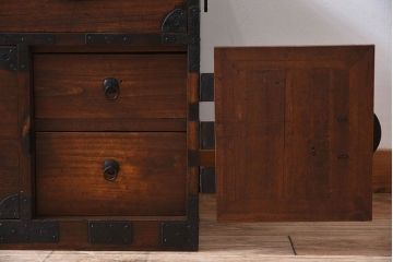 アンティーク家具　丸金具付き!アンティークの時代箪笥ローボード　前桐材製(2)