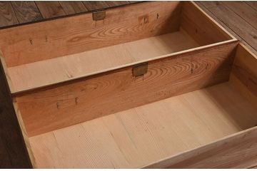 アンティーク家具　鉄脚付き時代箪笥ローボード　前面欅材　和製アンティーク