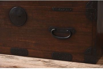 アンティーク家具　丸金具付き!アンティークの時代箪笥ローボード　前桐材製(桐箪笥、桐たんす)