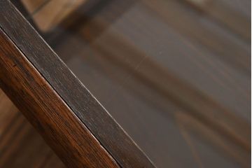 アンティーク家具　古い木のアンティークガラスケース(ショーケース)　ロータイプ