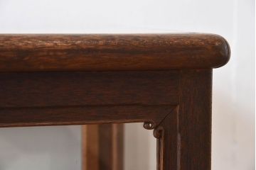 アンティーク家具　古い木のアンティークガラスケース(ショーケース)　ロータイプ