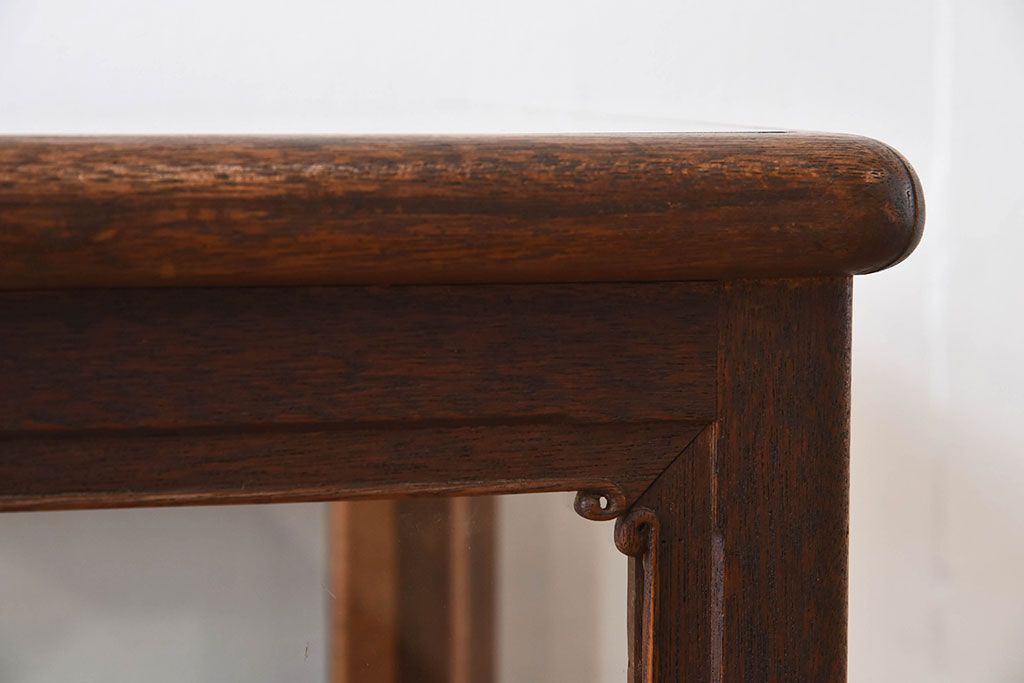 アンティーク家具　古い木のアンティークガラスケース(ショーケース)　ロータイプ