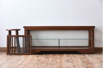 アンティーク家具　古い木のアンティークガラスケース(ショーケース)　ロータイプ