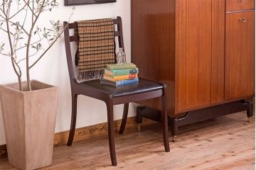 アンティーク家具　デンマーク　P.Jeppesen社製　オーレ・ヴァンシャー(Ole Wanscher)　ダイニングチェア(レッドブルーチェア)