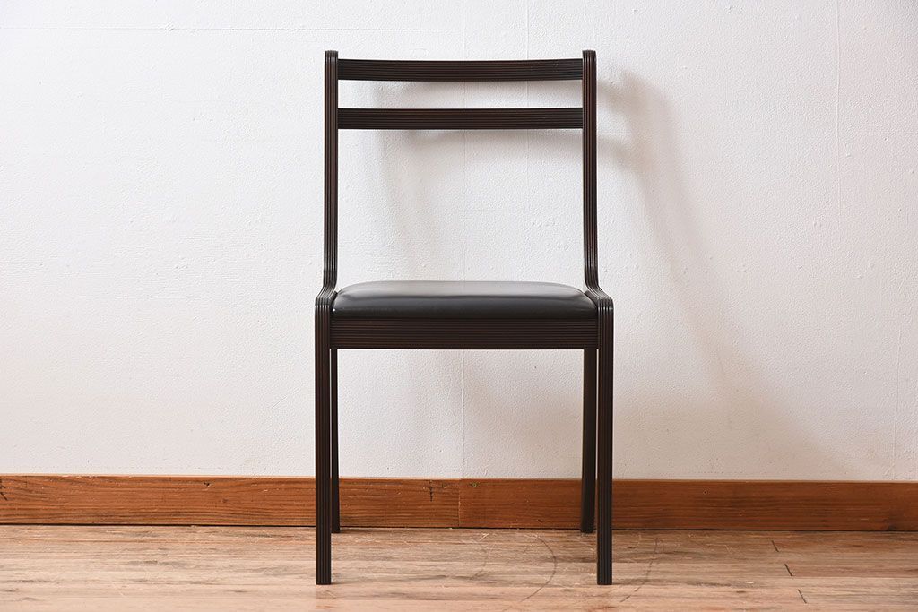 アンティーク家具　デンマーク　P.Jeppesen社製　オーレ・ヴァンシャー(Ole Wanscher)　ダイニングチェア(レッドブルーチェア)