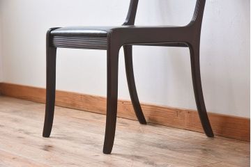 アンティーク家具　デンマーク　P.Jeppesen社製　オーレ・ヴァンシャー(Ole Wanscher)　ダイニングチェア(レッドブルーチェア)