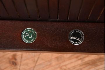 アンティーク家具　デンマーク　P.Jeppesen社製　オーレ・ヴァンシャー(Ole Wanscher)　ダイニングチェア(レッドブルーチェア)