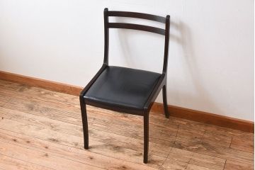 アンティーク家具　デンマーク　P.Jeppesen社製　オーレ・ヴァンシャー(Ole Wanscher)　ダイニングチェア(レッドブルーチェア)(2)