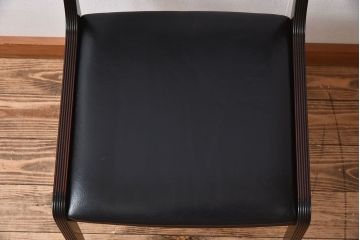 アンティーク家具　デンマーク　P.Jeppesen社製　オーレ・ヴァンシャー(Ole Wanscher)　ダイニングチェア(レッドブルーチェア)(2)