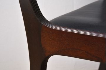 アンティーク家具　デンマーク　P.Jeppesen社製　オーレ・ヴァンシャー(Ole Wanscher)　ダイニングチェア(レッドブルーチェア)(2)