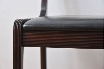 アンティーク家具　デンマーク　P.Jeppesen社製　オーレ・ヴァンシャー(Ole Wanscher)　ダイニングチェア(レッドブルーチェア)(3)