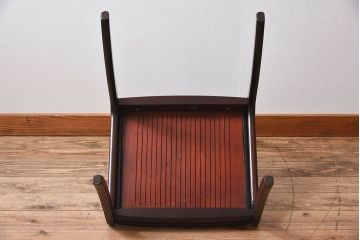 アンティーク家具　デンマーク　P.Jeppesen社製　オーレ・ヴァンシャー(Ole Wanscher)　ダイニングチェア(レッドブルーチェア)(3)